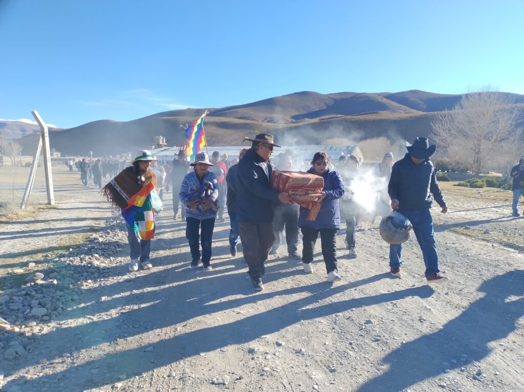 Restitución de la Wawa ancestro a su territorio y Apu Cerro Chañi